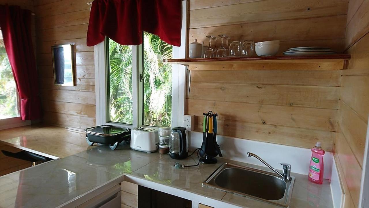 Red Hibiscus Villas Rarotonga Exterior photo